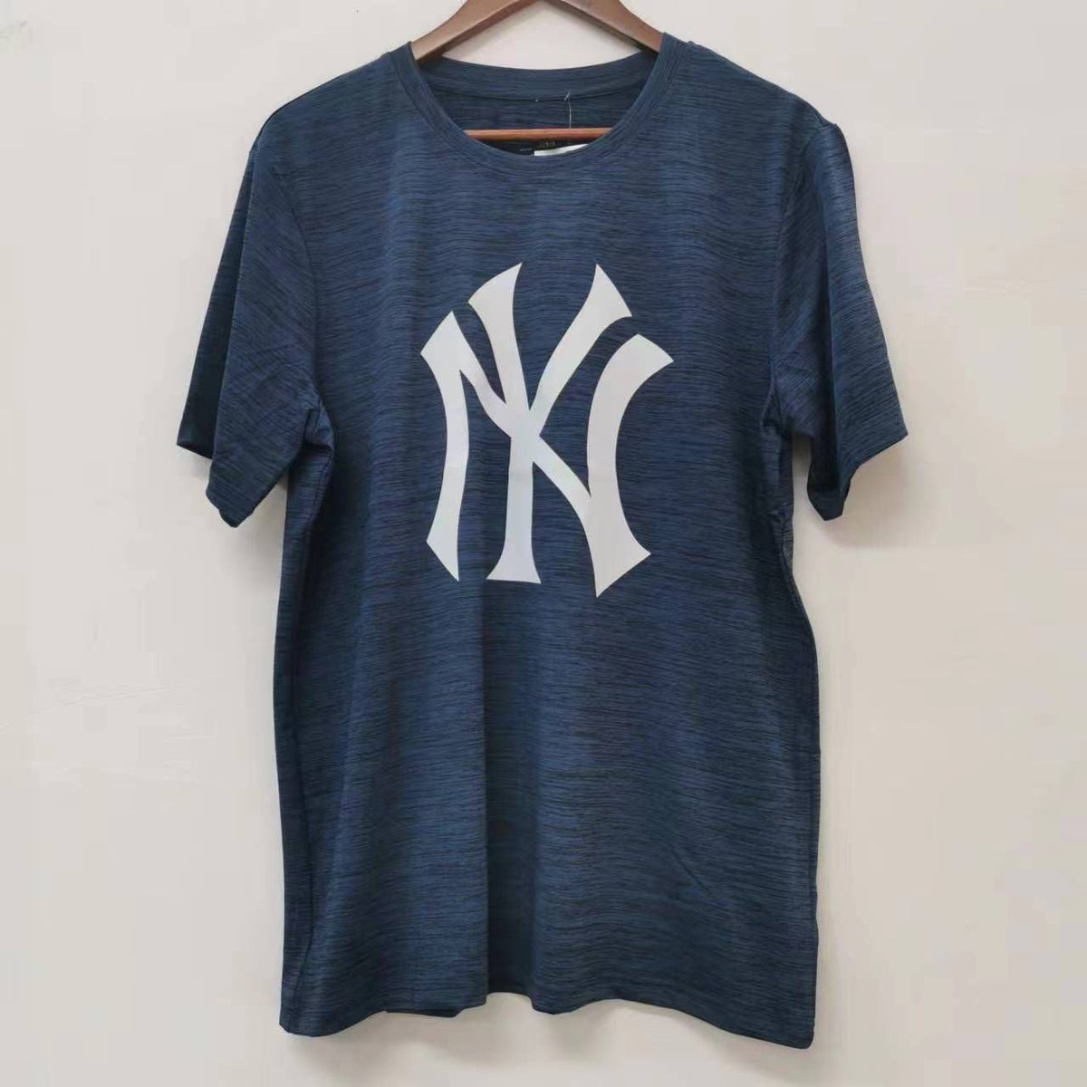 New York Yankees official MLB T shirt product image 1