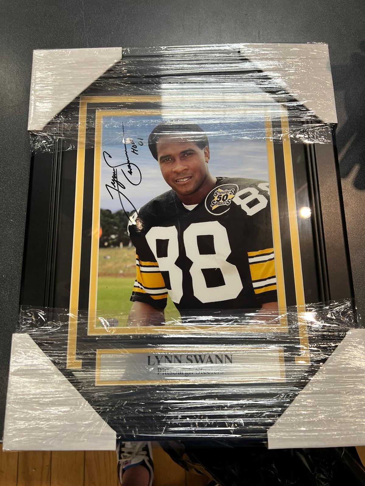 Lynn Swann Pittsburgh Steelers Autographed 8x10 photo product image 1