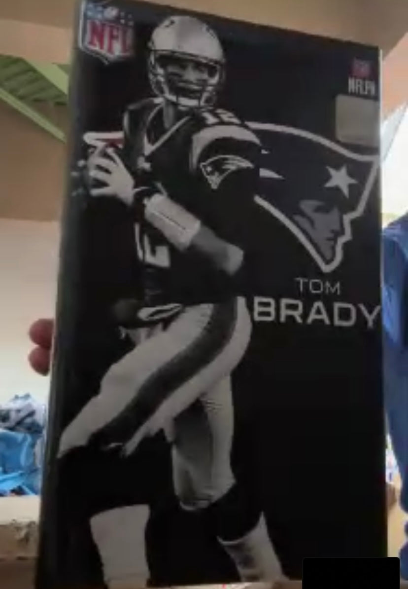 Tom Brady New England Patriots Locker Bobblehead Forever product image 2