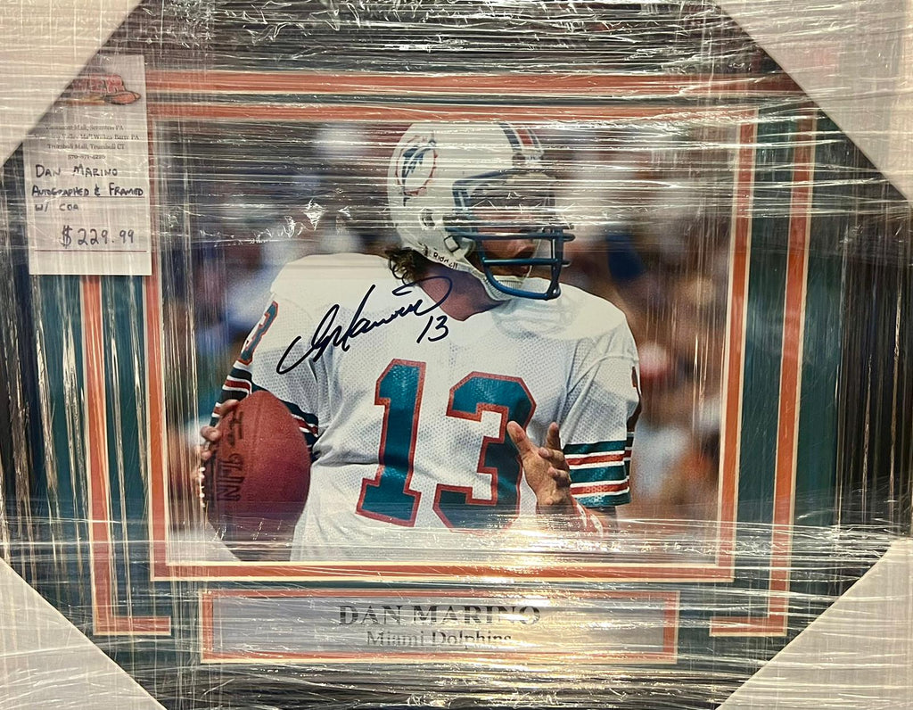 Dan Marino Miami Dolphins Autographed 8x10 photo framed product image 1