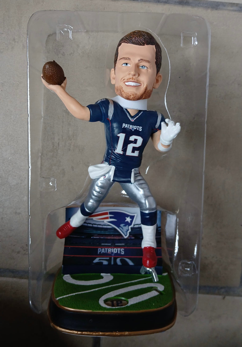 Tom Brady New England Patriots Locker Bobblehead Forever product image 3