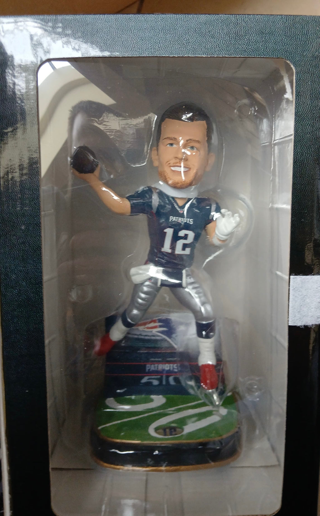 Tom Brady New England Patriots Locker Bobblehead Forever product image 4
