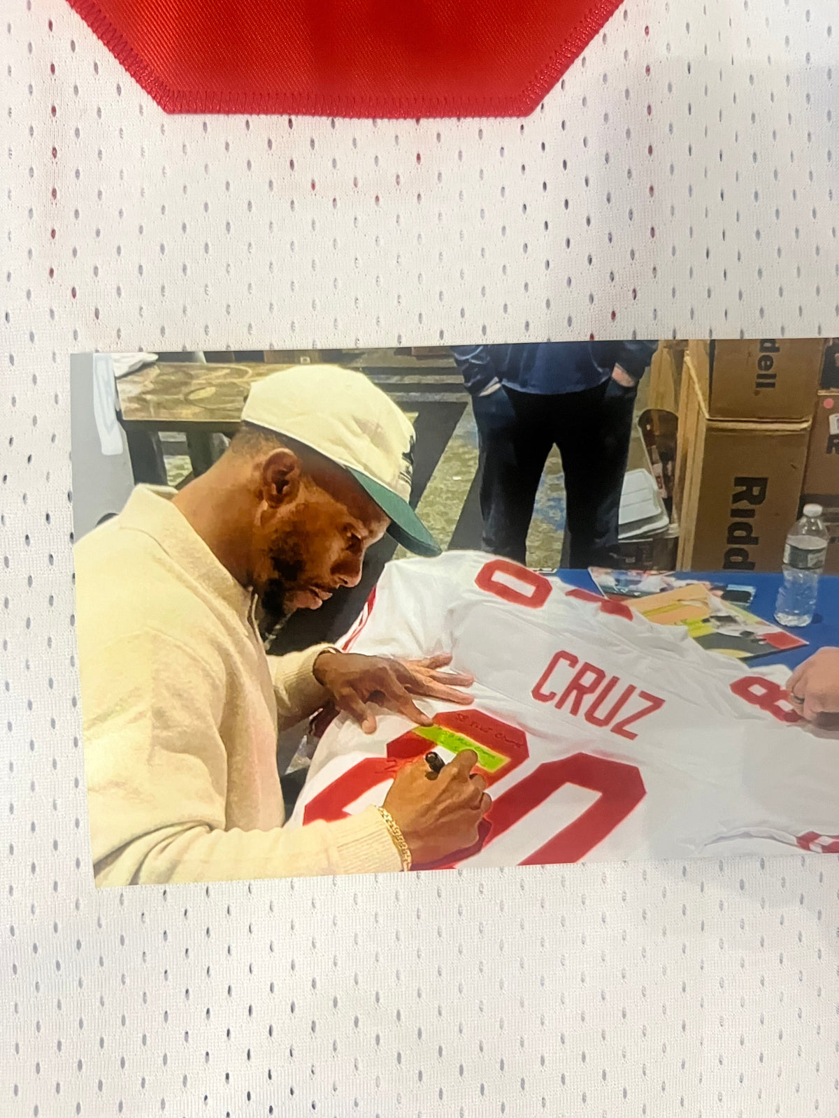 Víctor Cruz New York Giants autographed Mitchell & Ness NFL product image 4