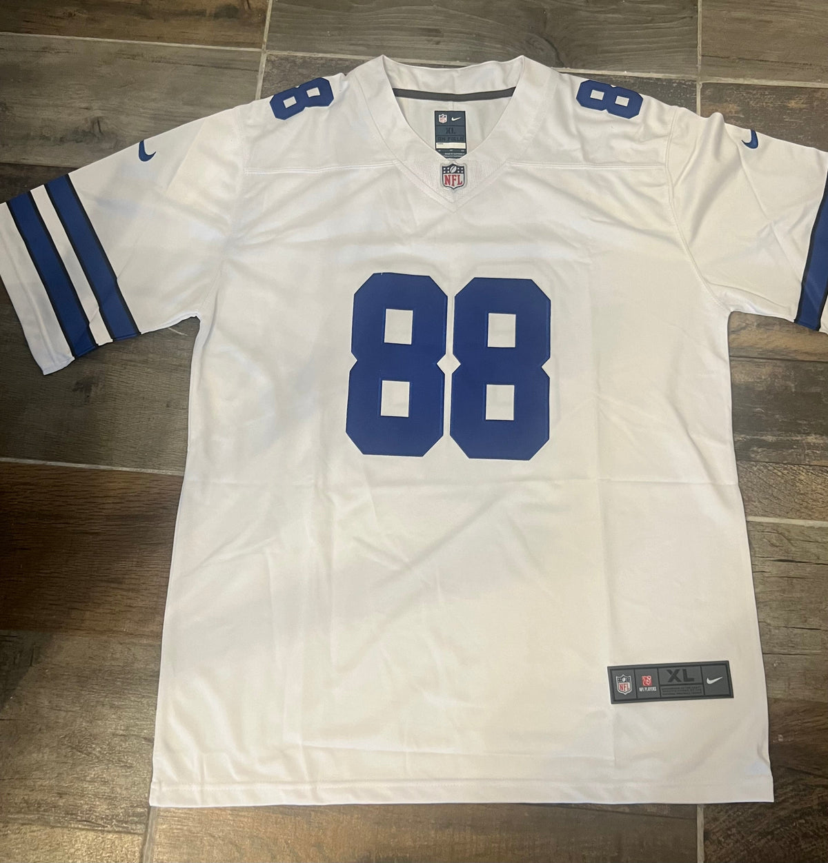 CeeDee Lamb autographed Dallas Cowboys Nike NFL jersey product image 5