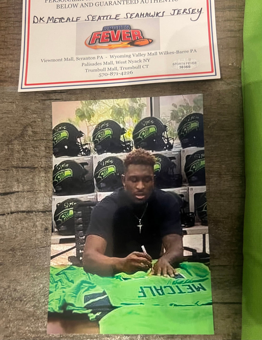 DK Metcalf autographed Seattle Seahawks jersey COA & Photo product image 3