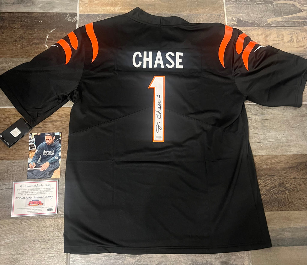 Ja’Marr Chase autographed Cincinnati Bengals jersey COA & product image 1